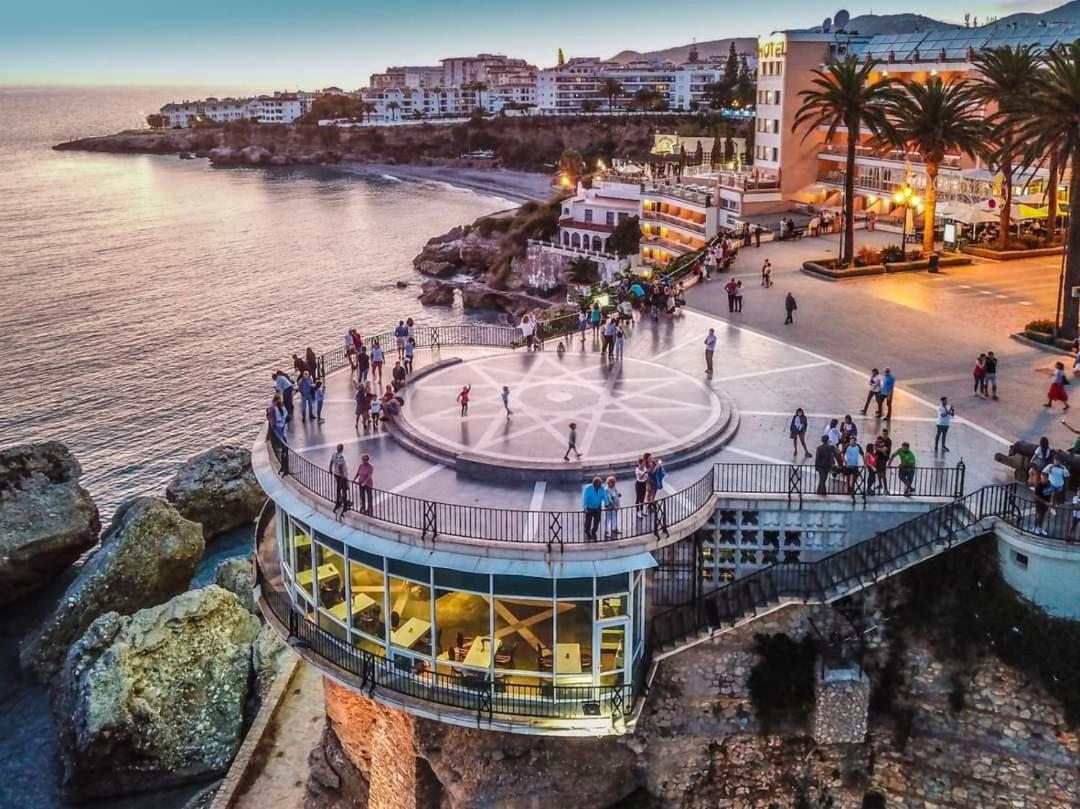 Apartament Atico En Mar De Nerja Zewnętrze zdjęcie