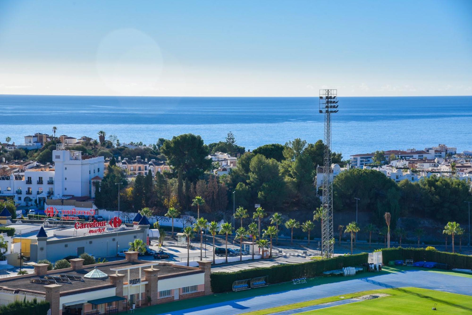 Apartament Atico En Mar De Nerja Zewnętrze zdjęcie